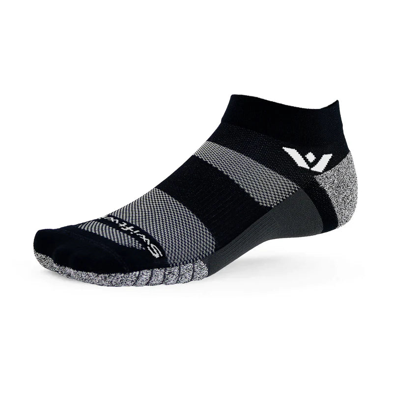 Swiftwick Flite XT Ankle Socks