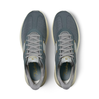 Tracksmith Eliot Runner