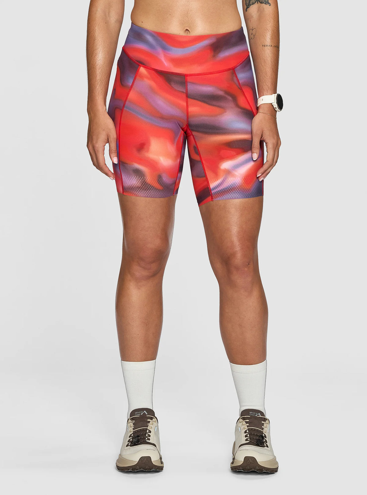 _Janji 7" Pace Shorts Women