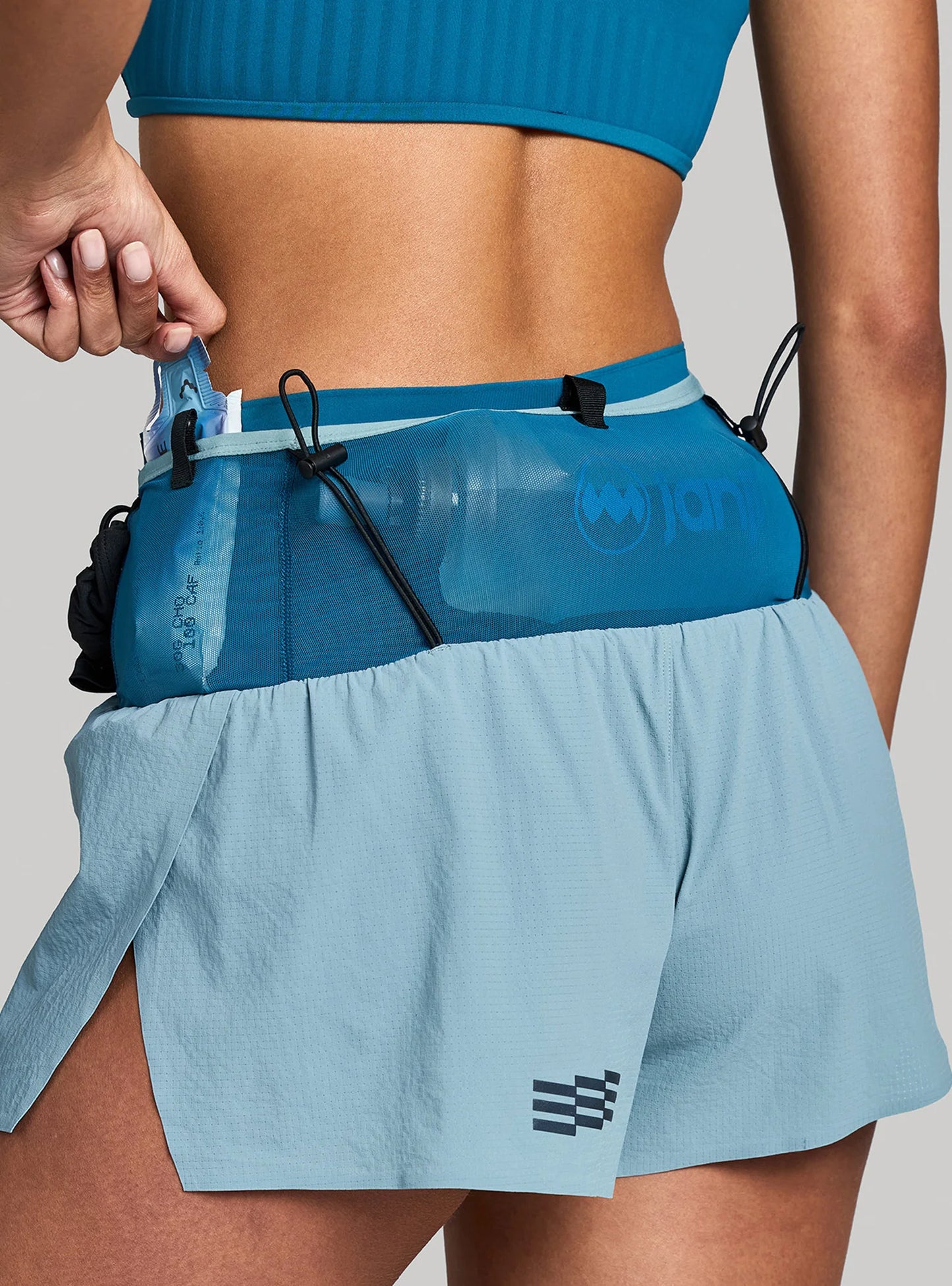 Janji 3" Pinnacle R.D. Short Women