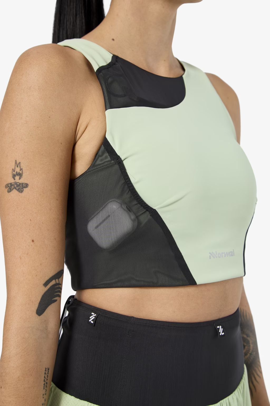 Nnormal Trail Crop Top 02 Women