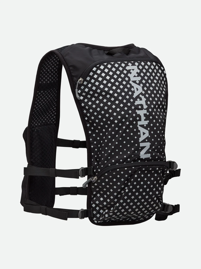 Nathan Hypernight Quickstart 2.0 4L Hydration Vest (Unisex) Holiday Sale
