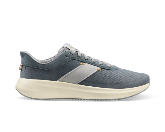 Tracksmith Eliot Runner