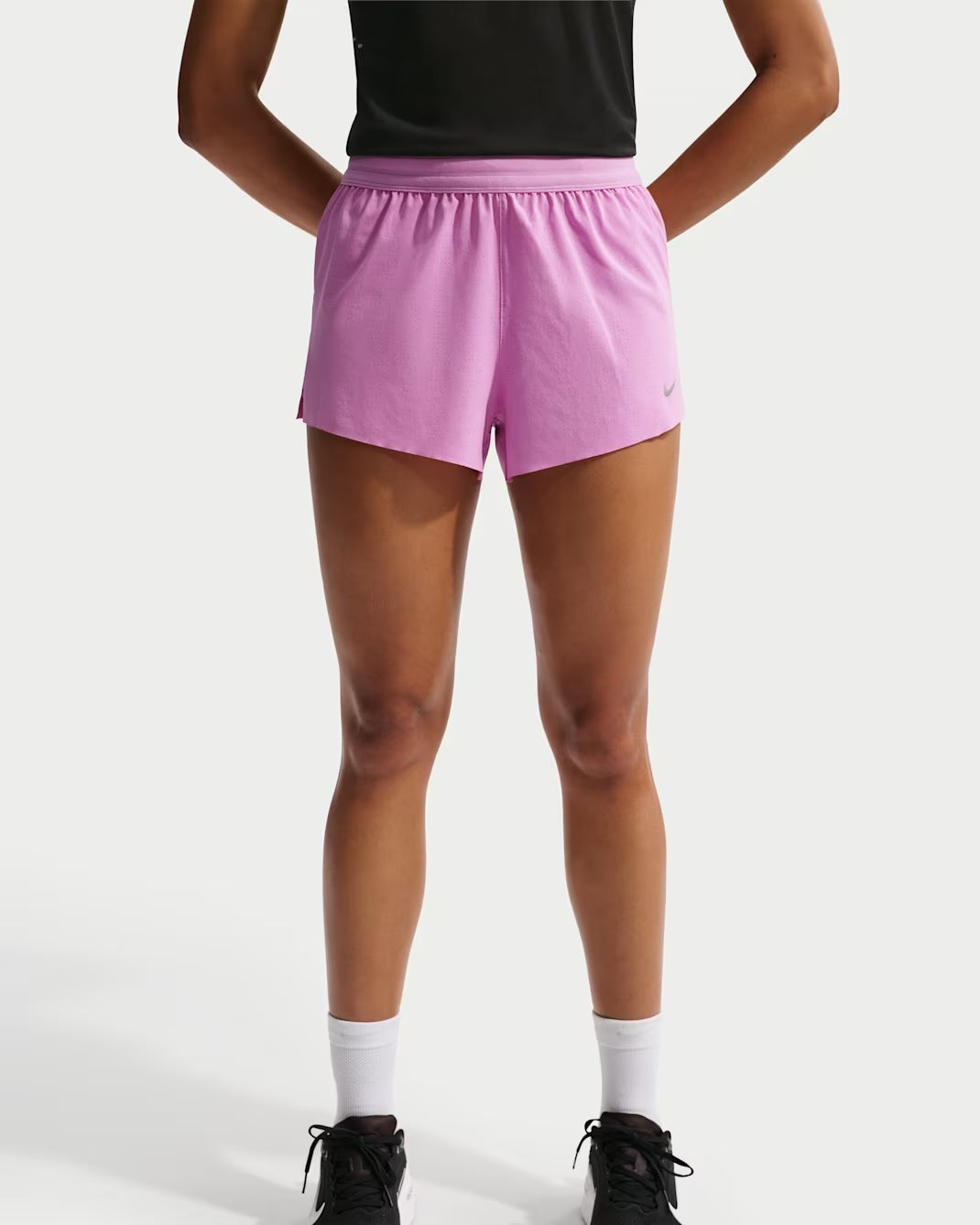 Nike Swift Breathe Women's Dri-FIT Mid-Rise 2.5" Brief-Lined Running Shorts