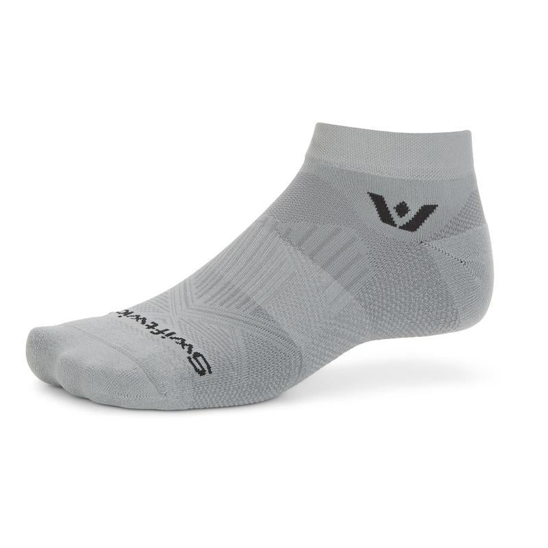 Swiftwick Aspire Ankle Socks