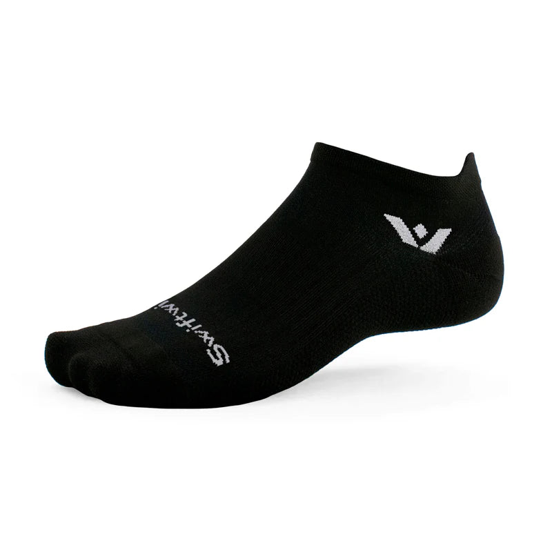 Swiftwick Aspire No Show Socks
