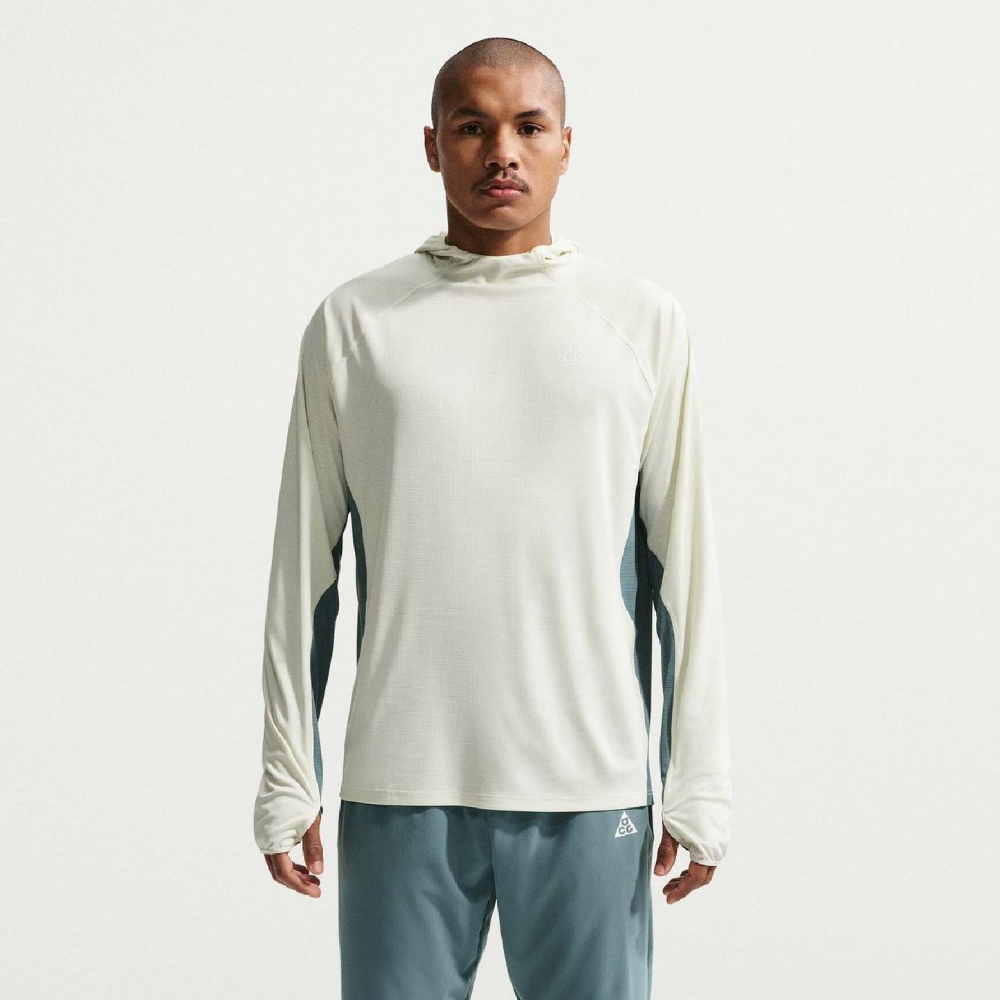 Nike ACG 'Solar Chase' Men's Dri-FIT UV Protection Hooded Trail-Running Top