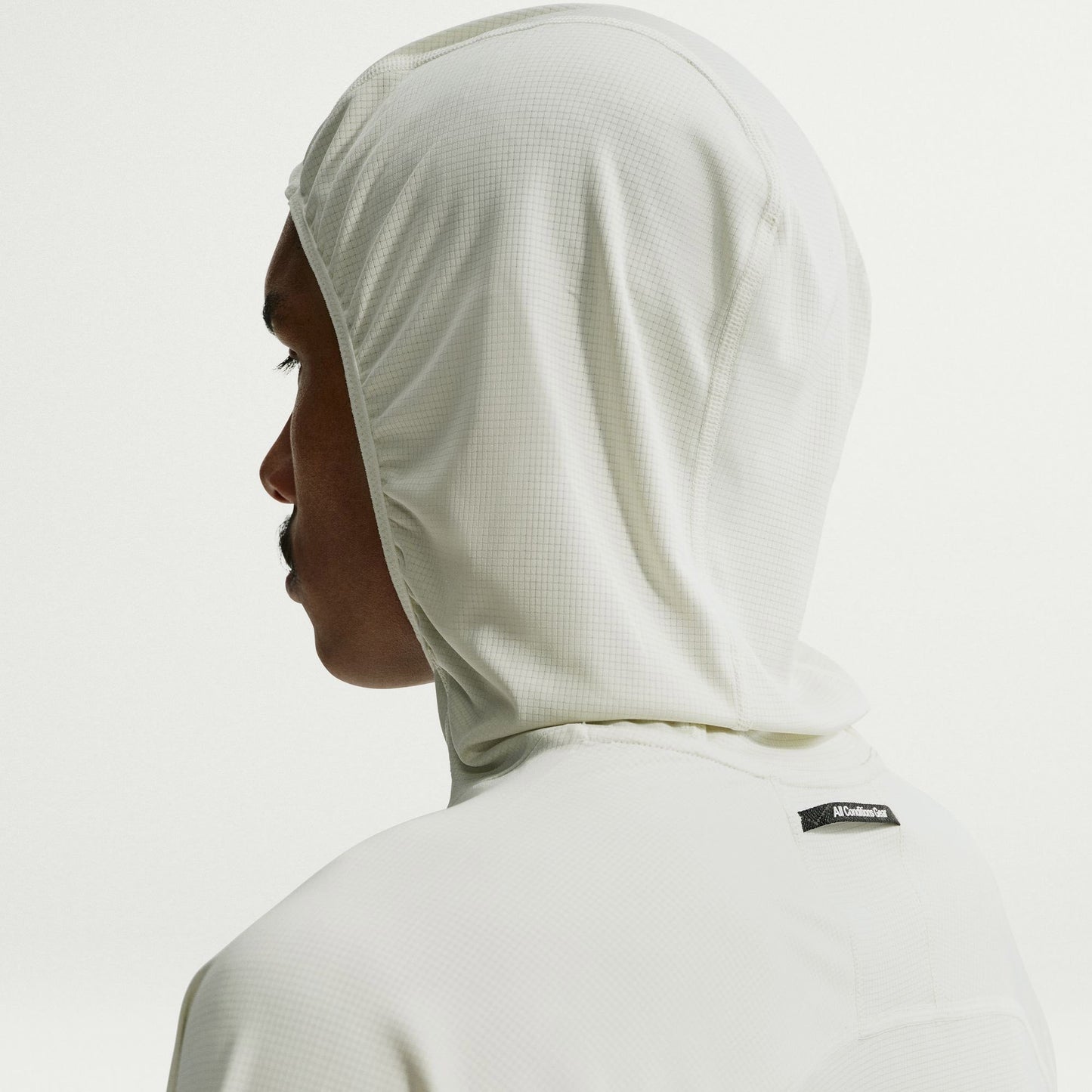Nike ACG 'Solar Chase' Men's Dri-FIT UV Protection Hooded Trail-Running Top