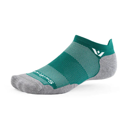 Swiftwick Maxus No Show Socks