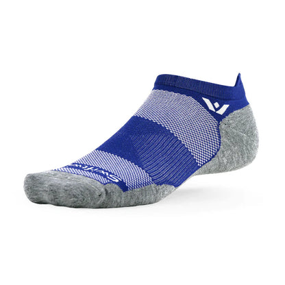 Swiftwick Maxus No Show Socks