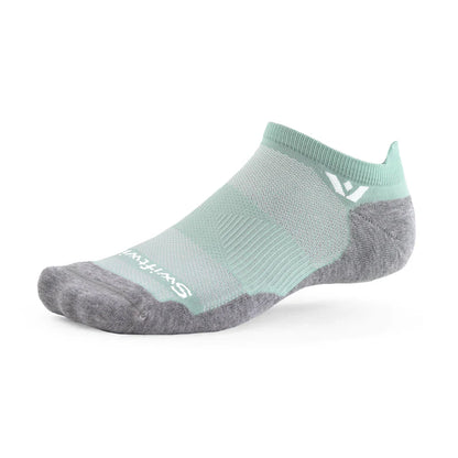 Swiftwick Maxus No Show Socks