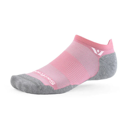 Swiftwick Maxus No Show Socks