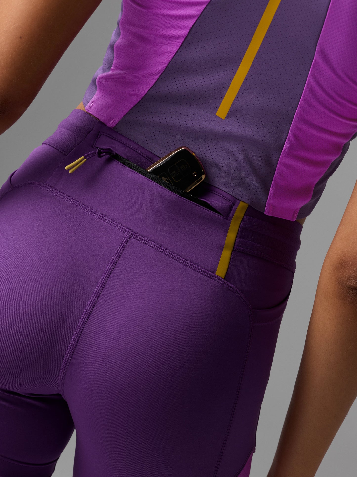 rabbit Pacer Short 4" Women
